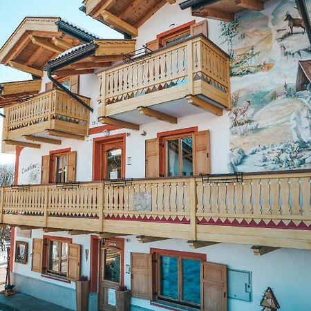 Hotel Casa Di Franz Vigo di Fassa Exterior foto