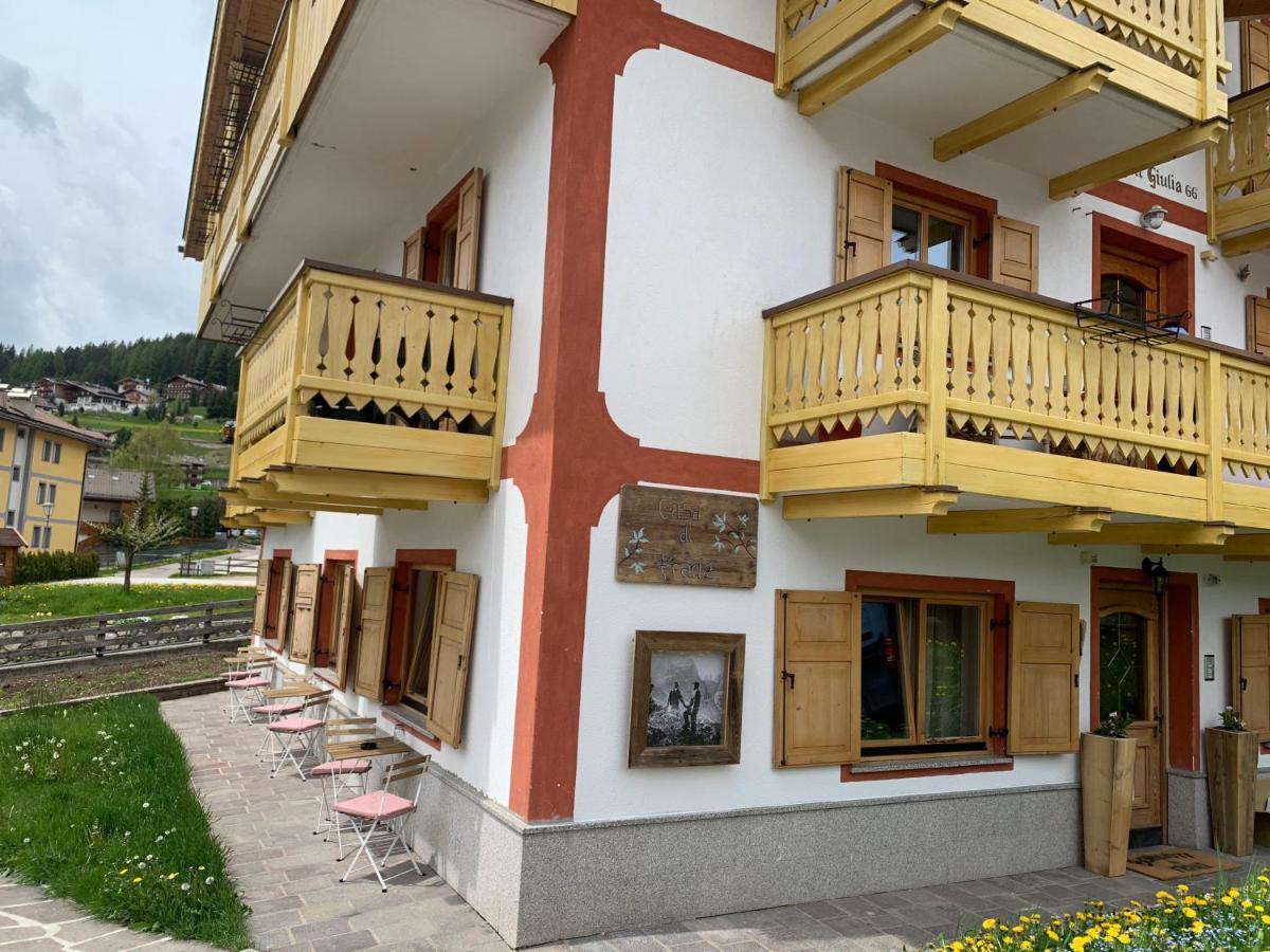 Hotel Casa Di Franz Vigo di Fassa Exterior foto
