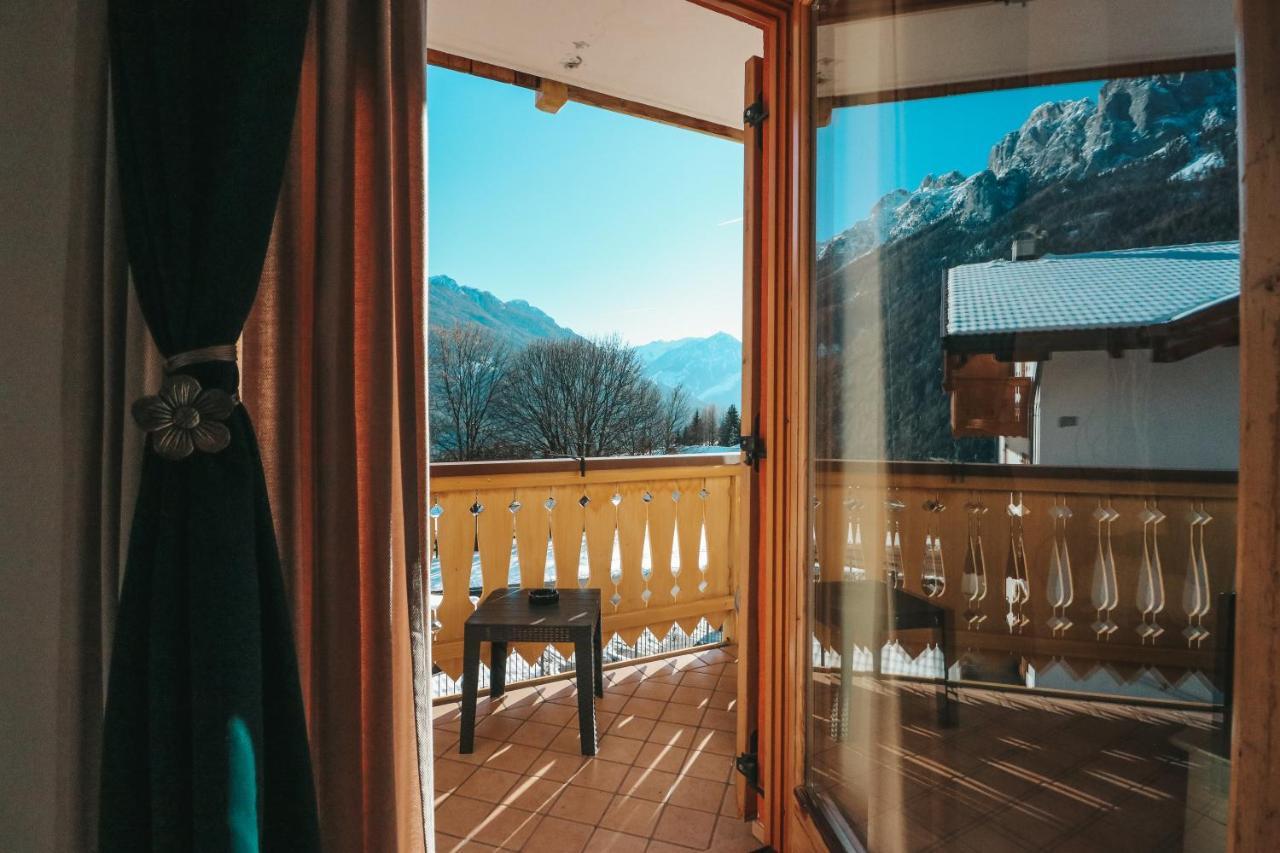 Hotel Casa Di Franz Vigo di Fassa Exterior foto